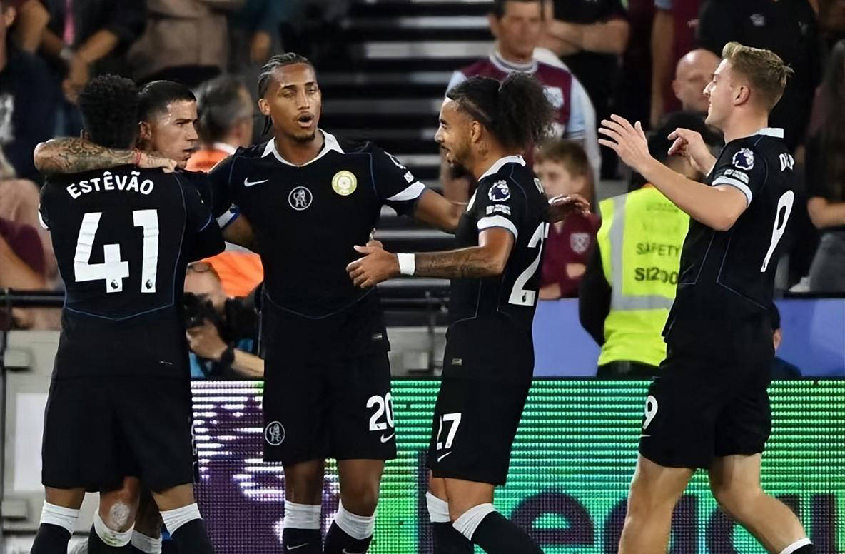 先手压场 先手压场